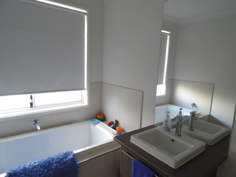 11 Warragrah Place, Parkes NSW 2870