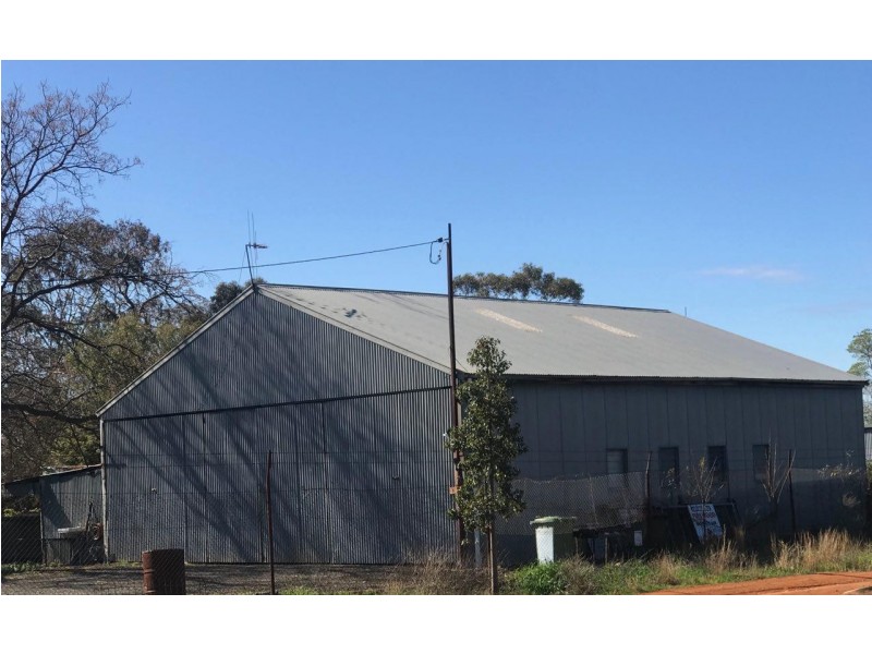 37 Pearce Street, Parkes NSW 2870