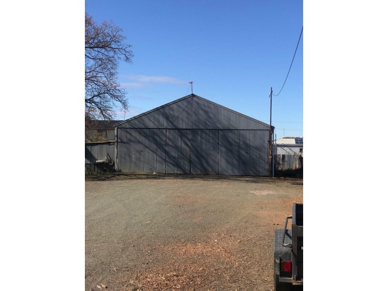 37 Pearce Street, Parkes NSW 2870