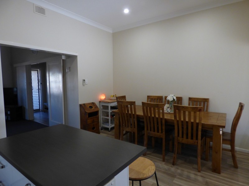 13 Underwood Street, Forbes NSW 2871