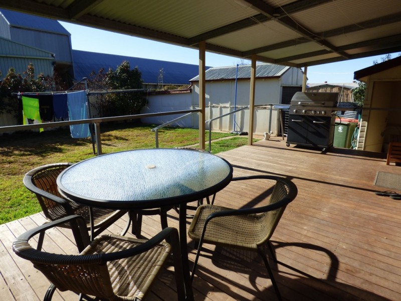 13 Underwood Street, Forbes NSW 2871