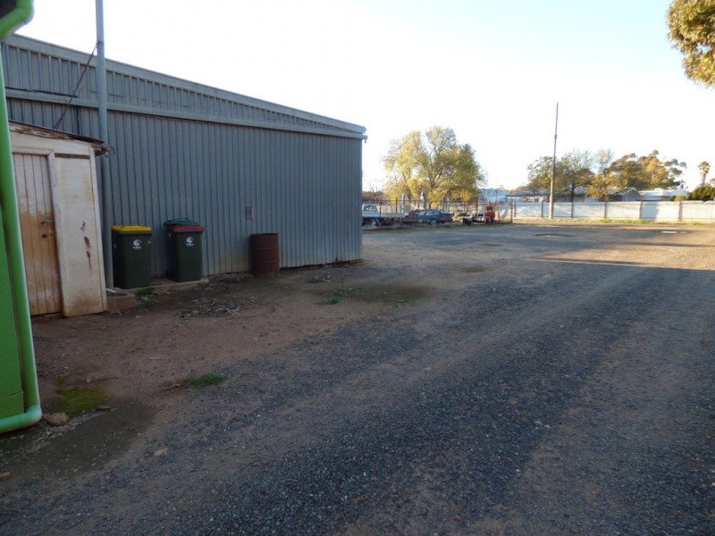 14 Camp Street, Forbes NSW 2871