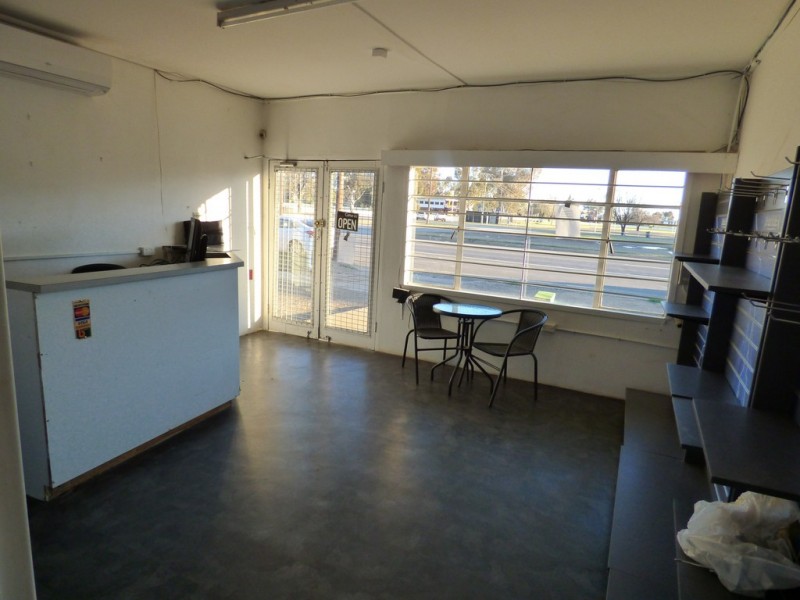 14 Camp Street, Forbes NSW 2871