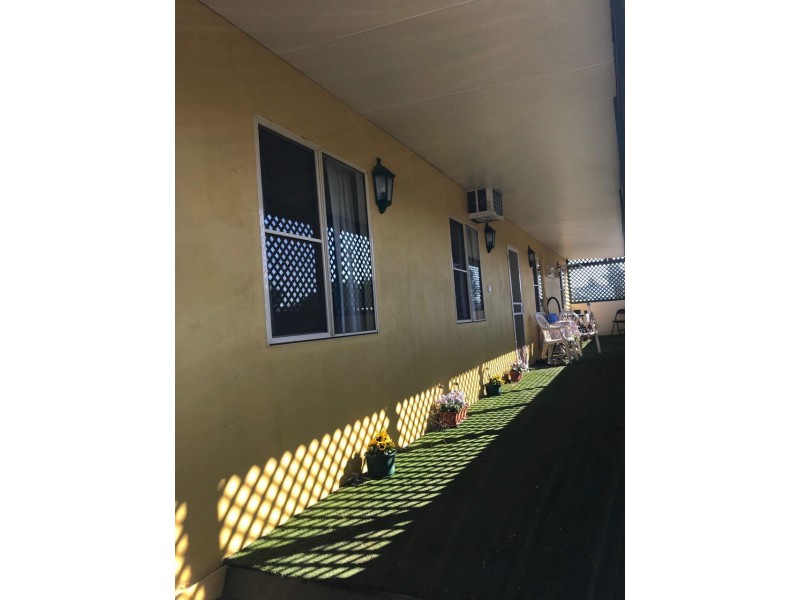 4 Light Horse Place, Parkes NSW 2870