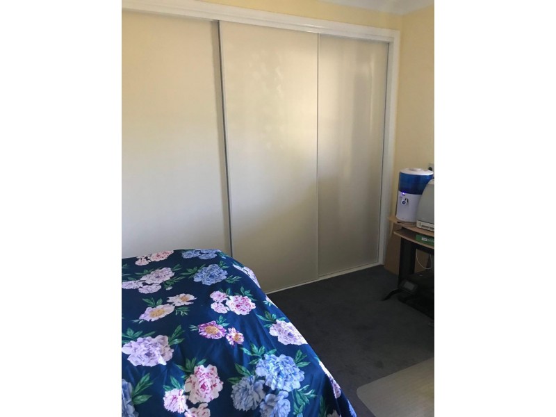 4 Light Horse Place, Parkes NSW 2870