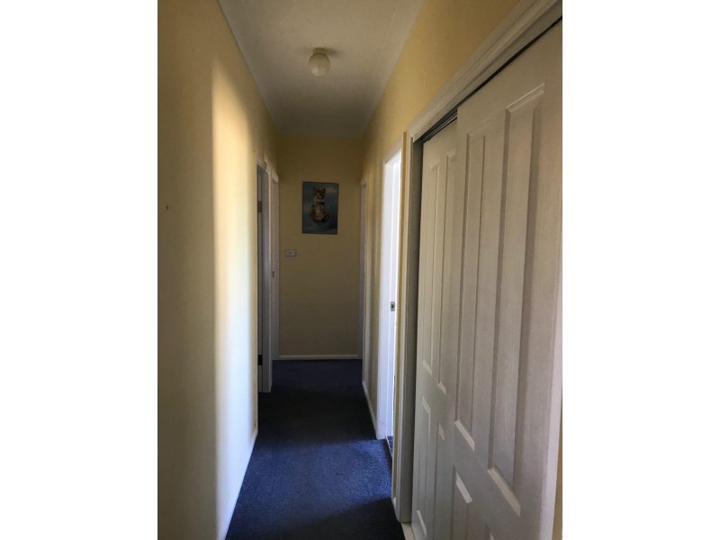 4 Light Horse Place, Parkes NSW 2870