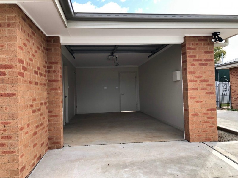 2/118 Currajong Street, Parkes NSW 2870