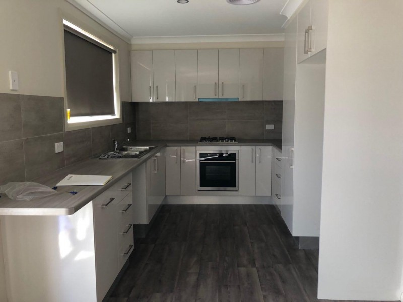 2/118 Currajong Street, Parkes NSW 2870