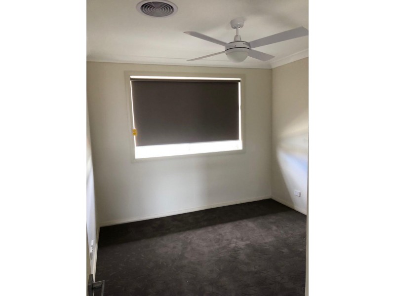 2/118 Currajong Street, Parkes NSW 2870