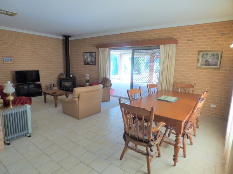 48 Calarie Road, Forbes NSW 2871