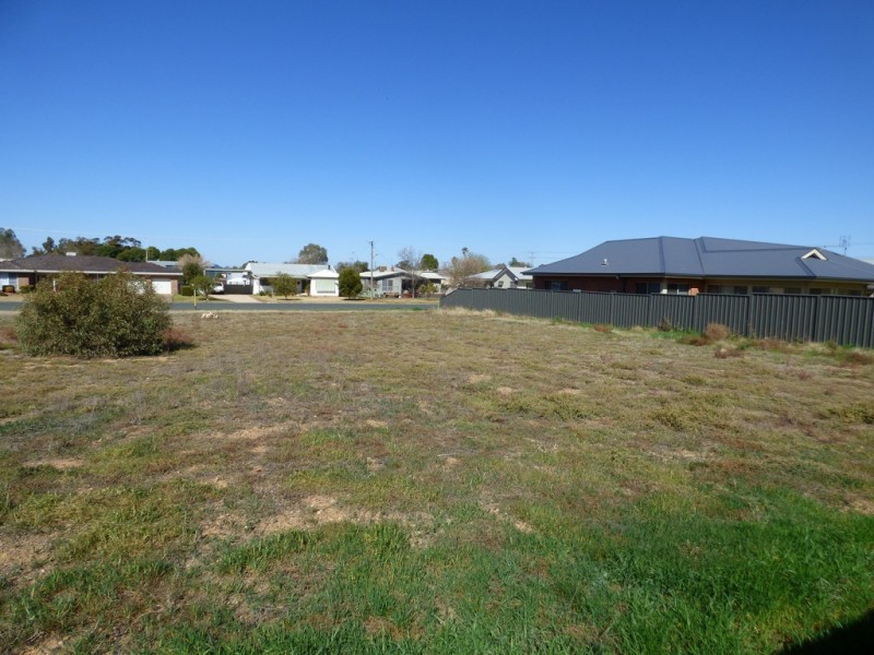 12C Bathurst Street, Forbes NSW 2871