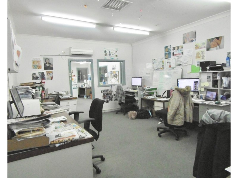 7 Court Street, Parkes NSW 2870