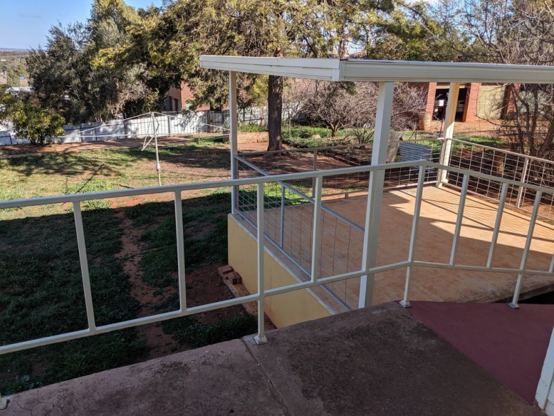 13 Evans Parade, Parkes NSW 2870