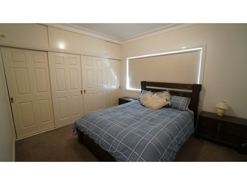 9 Elliot Street, Forbes NSW 2871