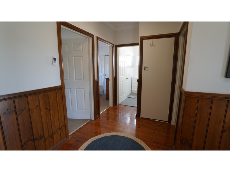 9 Elliot Street, Forbes NSW 2871