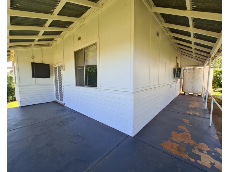 18 Wentworth Street, Parkes NSW 2870