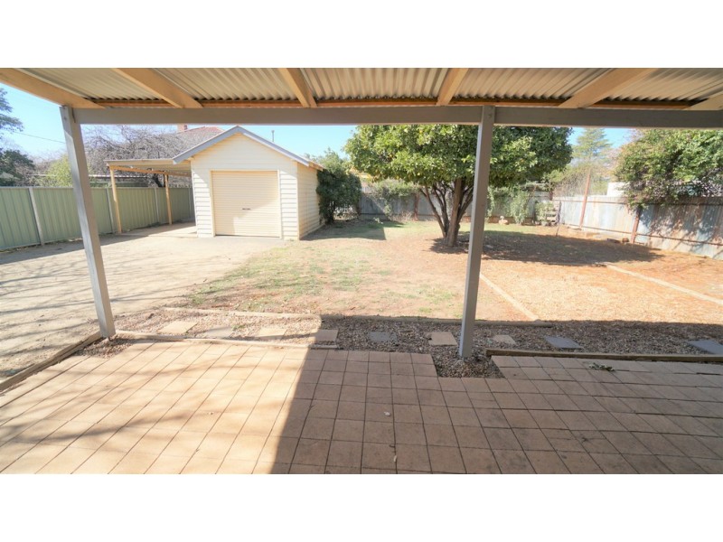 18 William Street, Forbes NSW 2871