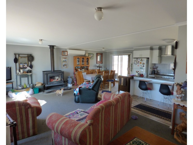 8308 Lachlan Valley Way, Forbes NSW 2871