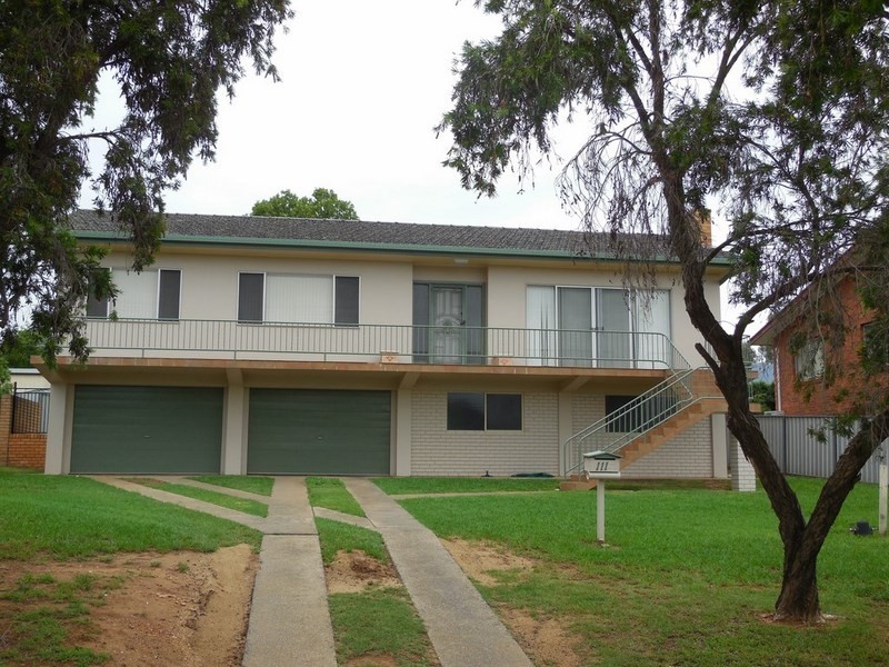 111 Ferry Street, Forbes NSW 2871