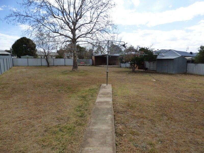 111 Ferry Street, Forbes NSW 2871