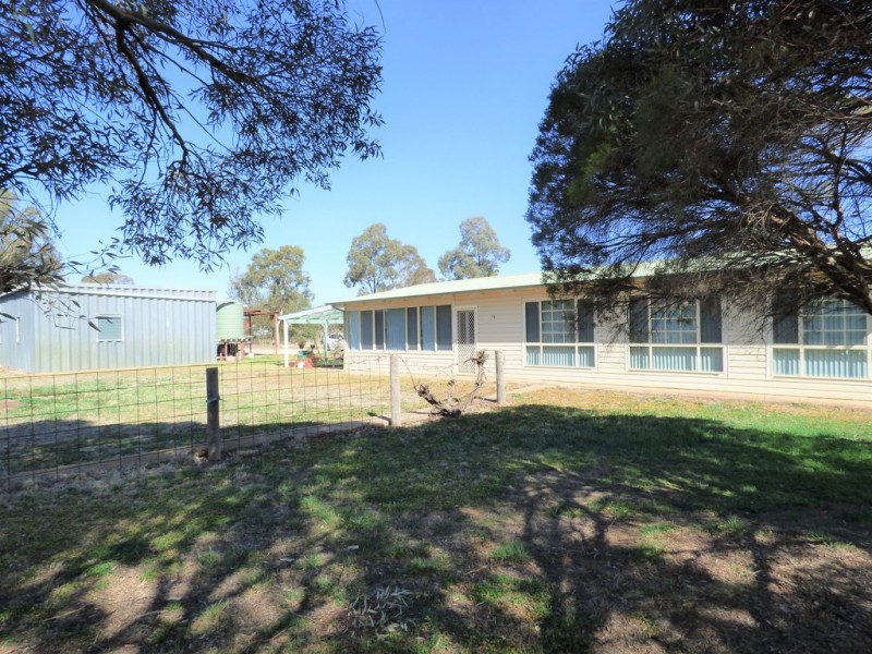 70 Oberon Street, Eugowra NSW 2806