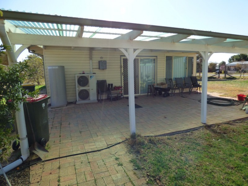 70 Oberon Street, Eugowra NSW 2806
