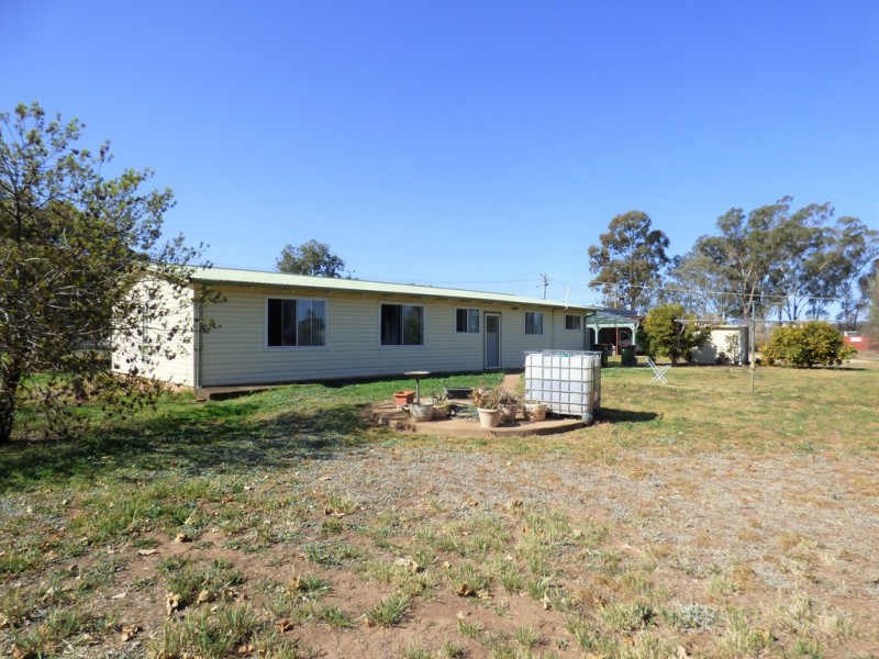 70 Oberon Street, Eugowra NSW 2806
