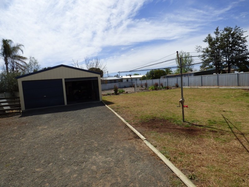 11 Thomson Street, Forbes NSW 2871