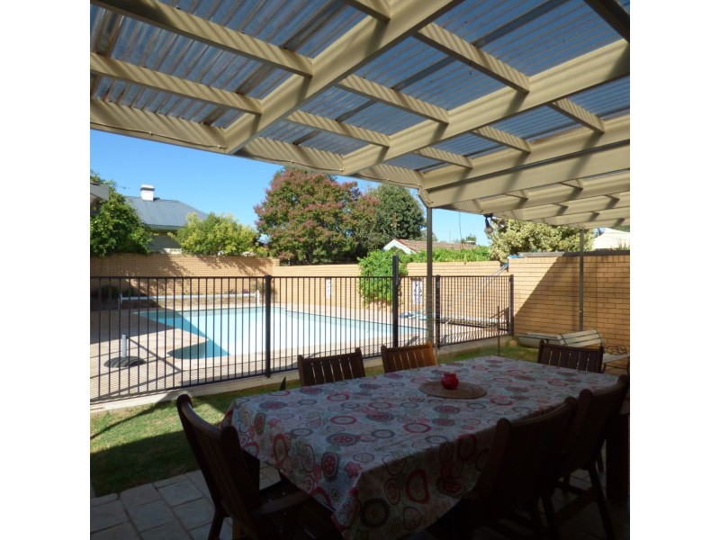 9 Johnson Street, Forbes NSW 2871