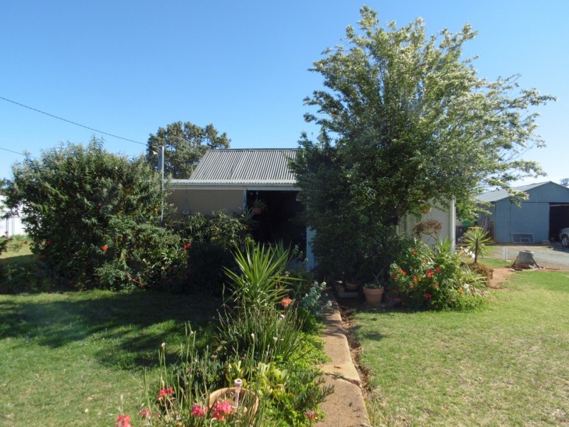 86 Webb Street, Parkes NSW 2870