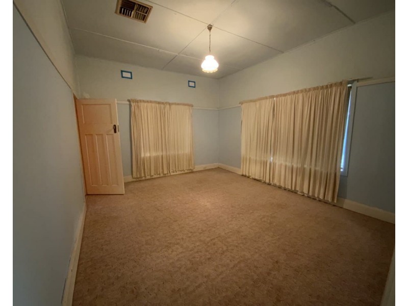 19 Mcdonnell Street, Condobolin NSW 2877