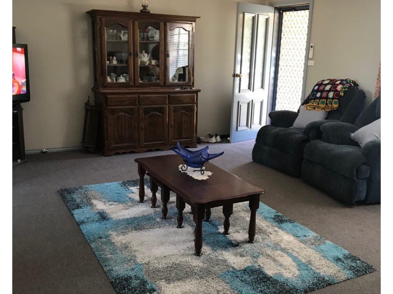 1 and 3/24 Ebelina Cres, Parkes NSW 2870