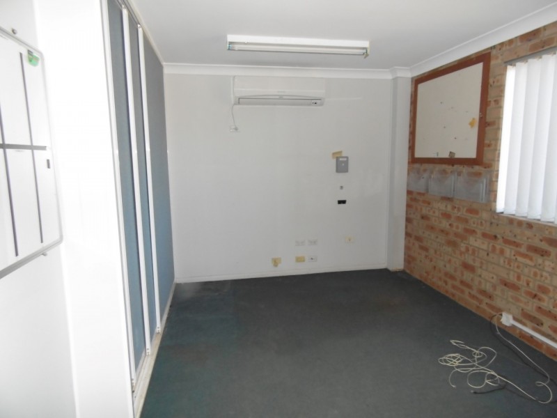 4 Ingalba Street, Peak Hill NSW 2869