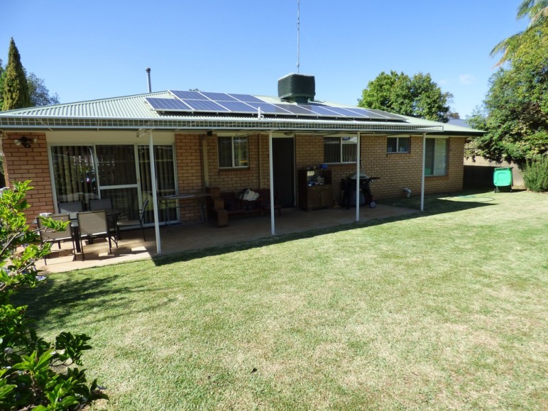 6 Jacaranda Street, Forbes NSW 2871