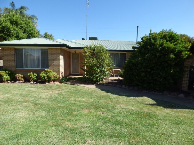 6 Jacaranda Street, Forbes NSW 2871