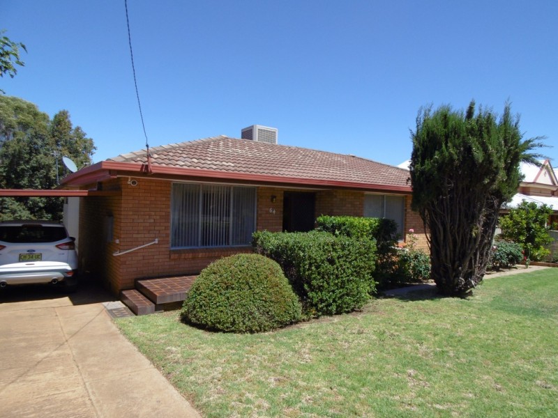 64 Euchie Street, Peak Hill NSW 2869