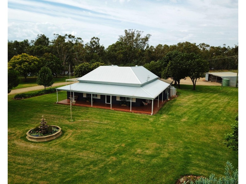 Woodlands 9851 Henry Parkes Way, Condobolin NSW 2877