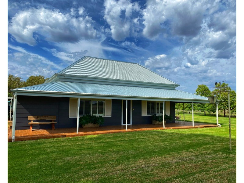 Woodlands 9851 Henry Parkes Way, Condobolin NSW 2877