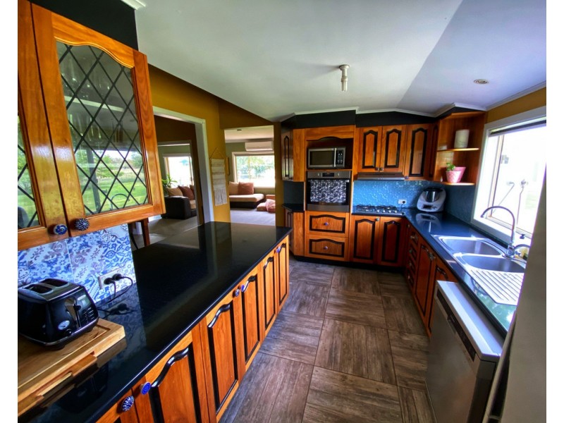 Woodlands 9851 Henry Parkes Way, Condobolin NSW 2877