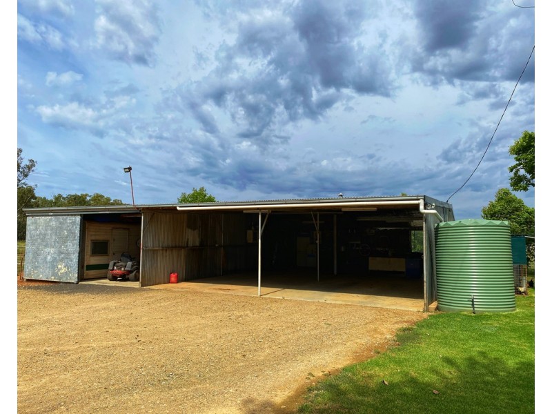 Woodlands 9851 Henry Parkes Way, Condobolin NSW 2877
