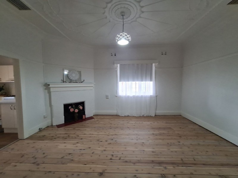 83 Bogan Street, Parkes NSW 2870