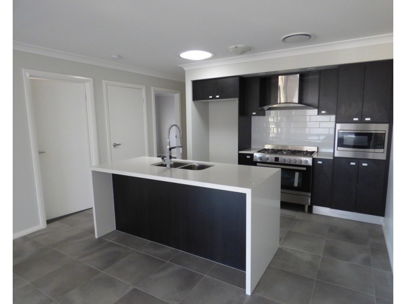 2b Dunstan Close, Forbes NSW 2871