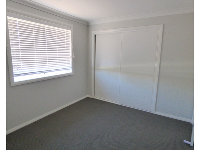2b Dunstan Close, Forbes NSW 2871