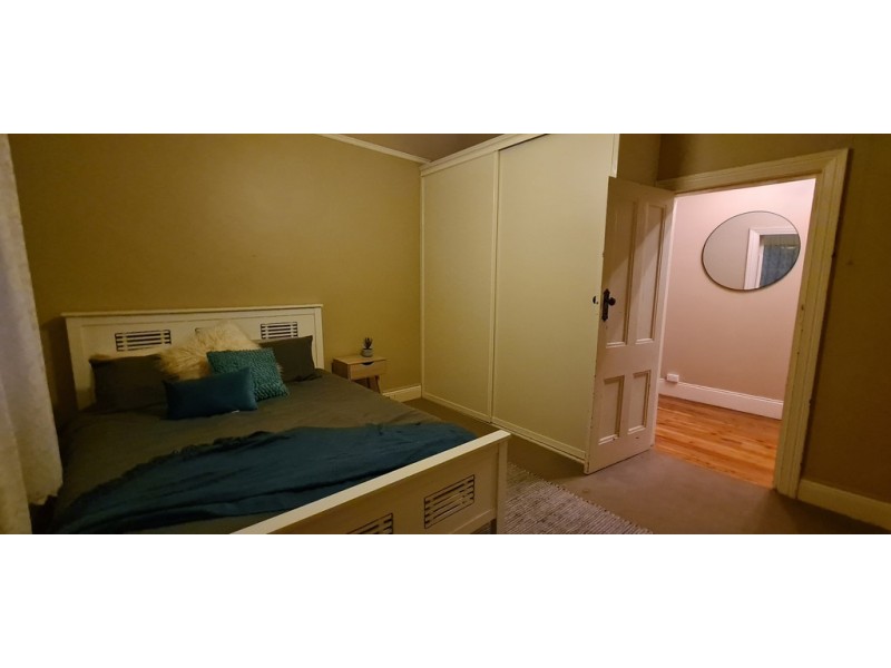 9 Close Street, Parkes NSW 2870