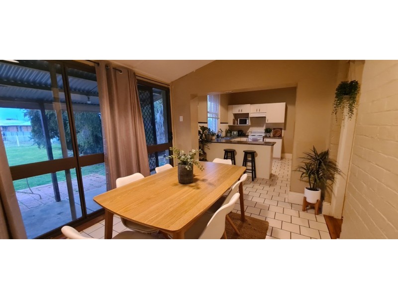 9 Close Street, Parkes NSW 2870