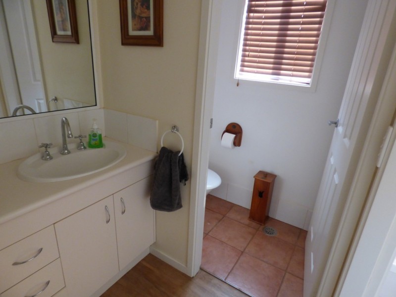 251 Farnell Street, Forbes NSW 2871