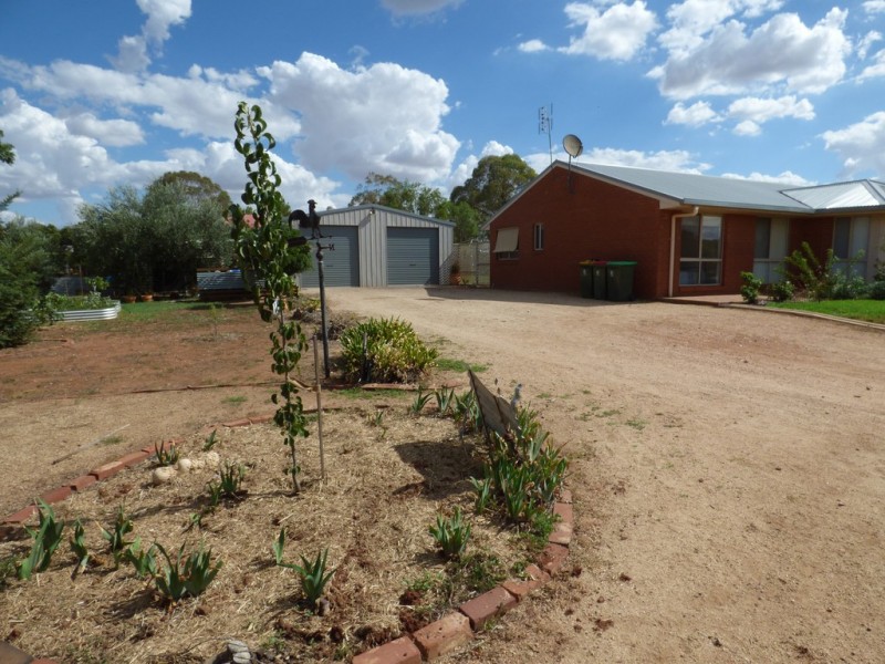 251 Farnell Street, Forbes NSW 2871