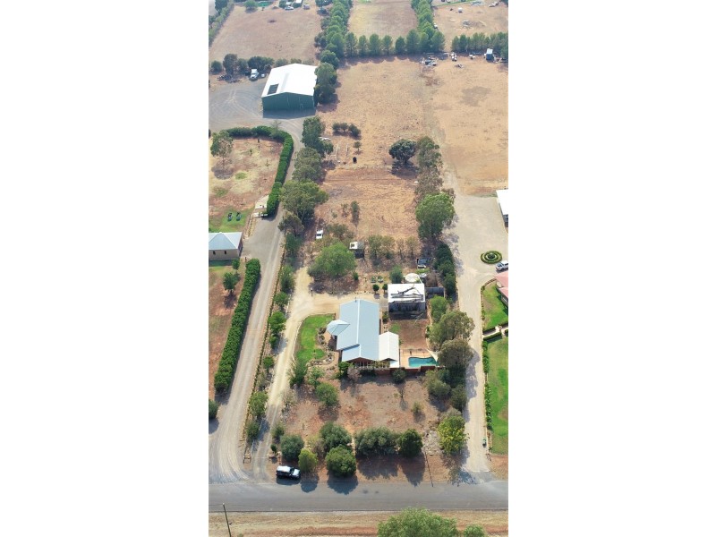 251 Farnell Street, Forbes NSW 2871