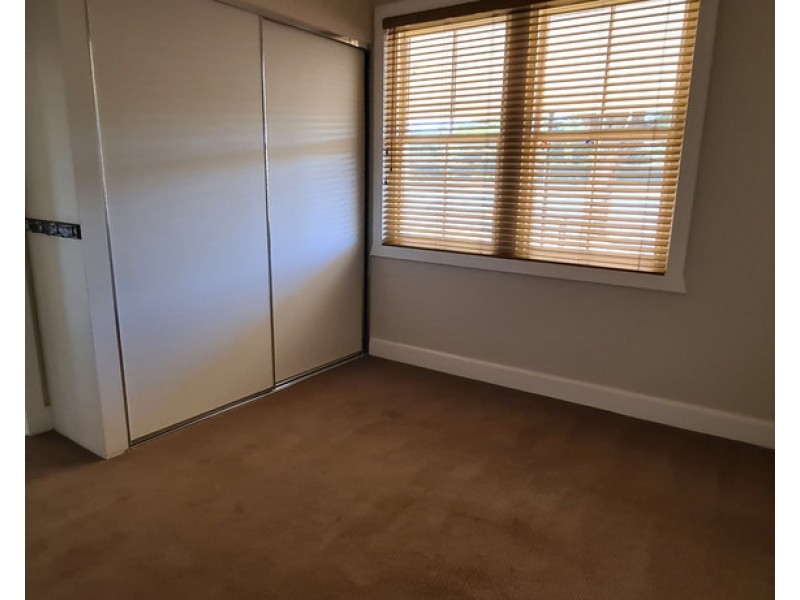 29 Orange Street, Parkes NSW 2870