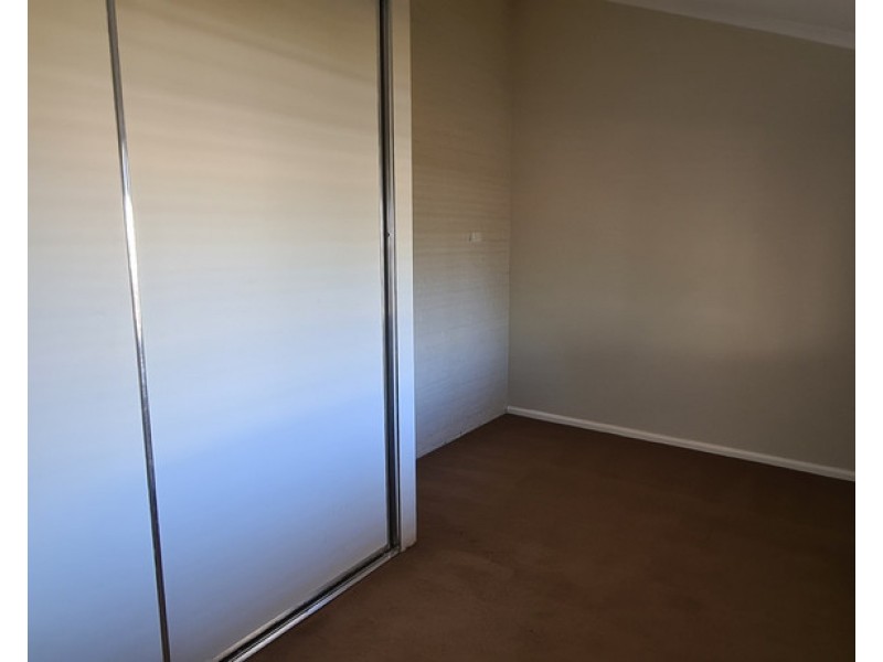 29 Orange Street, Parkes NSW 2870